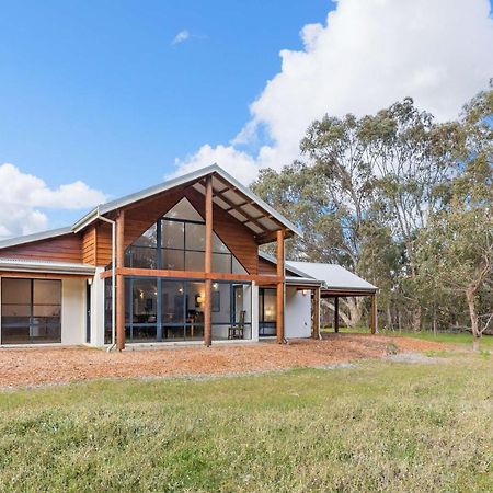 Kangaroo Retreat - Family Favourite Bush Retreat With Kangaroos In Margaret River Villa Exterior photo