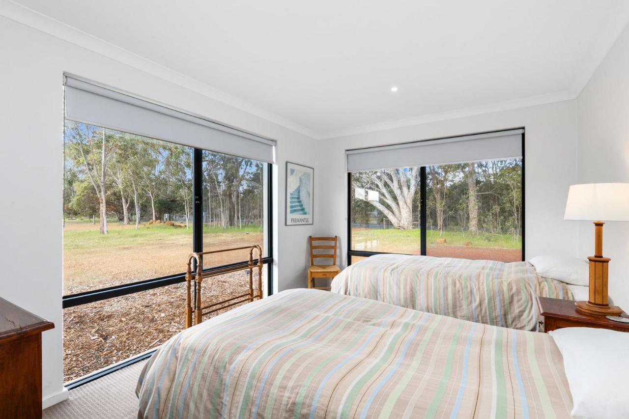 Kangaroo Retreat - Family Favourite Bush Retreat With Kangaroos In Margaret River Villa Exterior photo