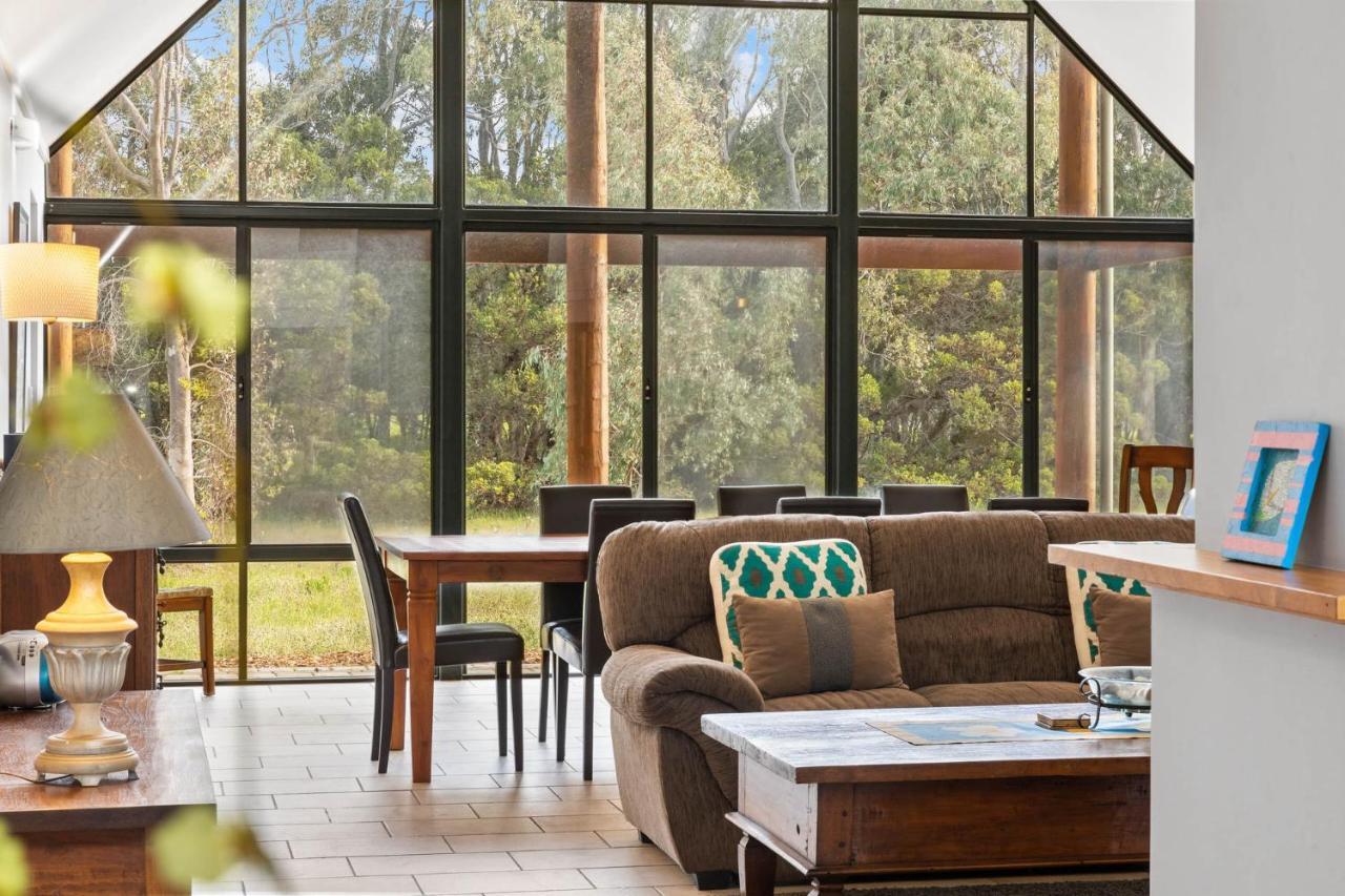 Kangaroo Retreat - Family Favourite Bush Retreat With Kangaroos In Margaret River Villa Exterior photo